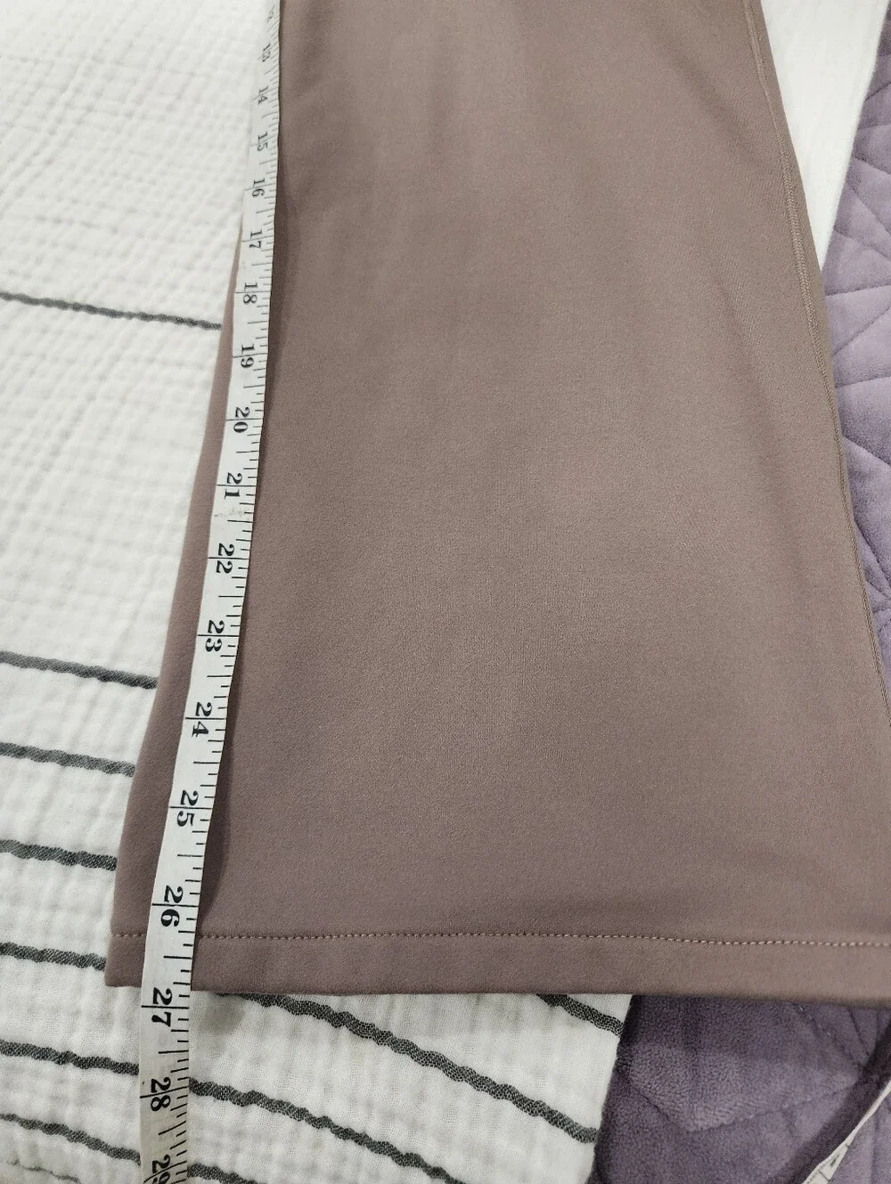 Nike One Dri-FIT High-Waisted Fold-Over Flared Leggings Mink Brown Medium M - Picture 13 of 16